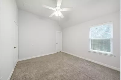 14051 Dunsmore Landing Drive, Houston, TX 77059 - Photo 25