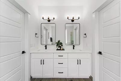 8303 Springwood Creek Lane, Houston, TX 77055 - Photo 23