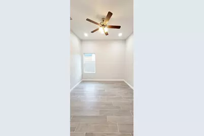 1502 Charles St #2, Mission, TX 78572 - Photo 9