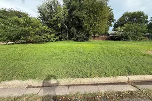 116 & 118 8th Street N, Texas City, TX 77590 - Photo 1