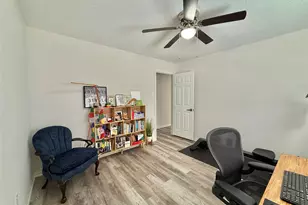 2 Twin Feather Pl, The Woodlands, TX 77381 - Photo 41