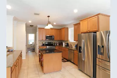 1703 Summergate Drive, Conroe, TX 77304 - Photo 5