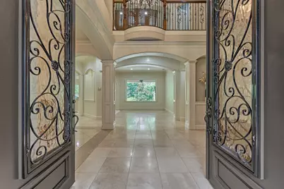 94 E Bracebridge Circle, The Woodlands, TX 77382 - Photo 5