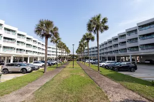 6102 Seawall Blvd, Galveston, TX 77551 - Photo 27