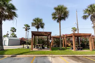 6102 Seawall Blvd, Galveston, TX 77551 - Photo 25