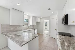 2203 Rolling Meadows Dr, Houston, TX 77339 - Photo 13