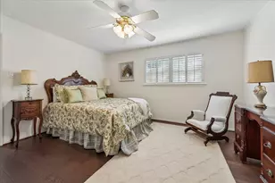 13503 Myrtlea Dr, Houston, TX 77079 - Photo 37