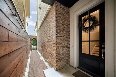 306 W Saulnier Street, Houston, TX 77019 - Photo 3