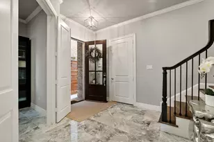 306 W Saulnier St, Houston, TX 77019 - Photo 11