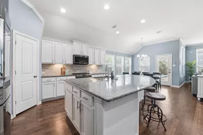 4310 Bearberry Avenue, Baytown, TX 77521 - Photo 19