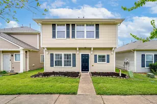 1665 Nichole Woods Dr, Houston, TX 77047 - Photo 1