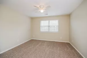 9410 Mustang Park Ct, Humble, TX 77396 - Photo 11