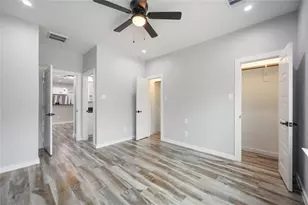 784 Enterprise St, Houston, TX 77088 - Photo 11