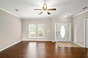 4819 Mallow St, Houston, TX 77033 - Photo 33