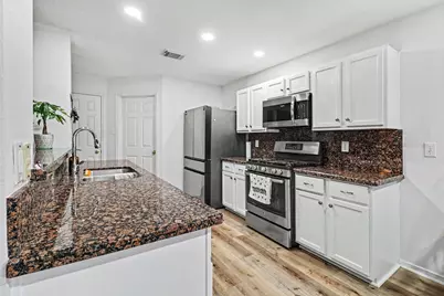 5323 Cilantro Lane, Baytown, TX 77521 - Photo 7