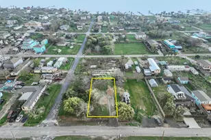 1207 11th St, Dickinson, TX 77539 - Photo 1