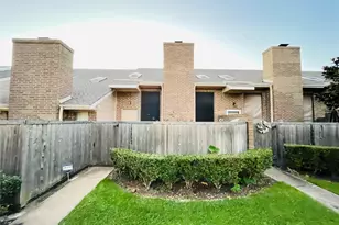 13892 Hollowgreen Dr, Houston, TX 77082 - Photo 1