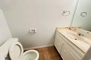 13892 Hollowgreen Dr, Houston, TX 77082 - Photo 9