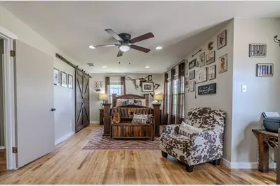 402 8th Street, Van Vleck, TX 77482 - Photo 31