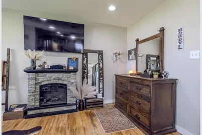 402 8th Street, Van Vleck, TX 77482 - Photo 33