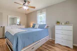 402 8th St, Van Vleck, TX 77482 - Photo 35