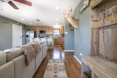 402 8th Street, Van Vleck, TX 77482 - Photo 9