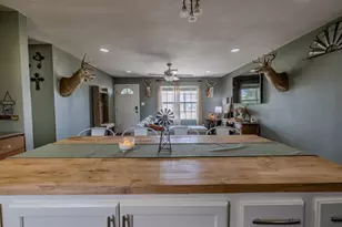 402 8th St, Van Vleck, TX 77482 - Photo 17