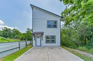 5604 Eastland St, Houston, TX 77028 - Photo 1