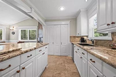 12509 Crockett Martin Road, Conroe, TX 77306 - Photo 17