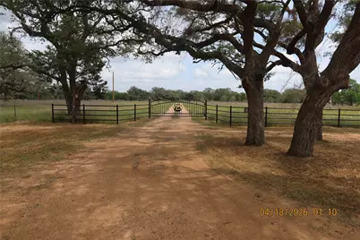 Na Rail Head Road, Columbus, TX 78934 - Photo 1