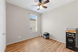 2095 Lost Timbers Dr, Conroe, TX 77304 - Photo 13