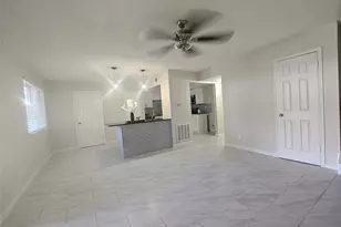 2252 Shadowdale Dr, Houston, TX 77043 - Photo 3