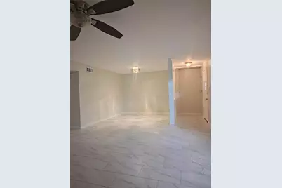 2252 Shadowdale Drive #362, Houston, TX 77043 - Photo 11