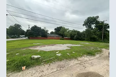 3518 E Lockwood Drive, Houston, TX 77026 - Photo 5