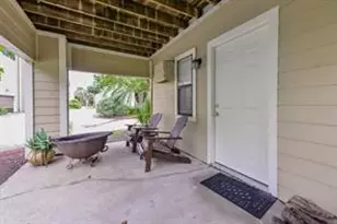 896 Davis Rd, League City, TX 77573 - Photo 11