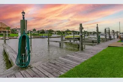 896 Davis Road, League City, TX 77573 - Photo 7