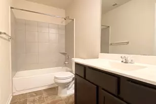 15202 Pecan Lndg Dr, Houston, TX 77090 - Photo 17