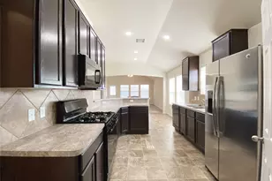 15202 Pecan Lndg Dr, Houston, TX 77090 - Photo 5