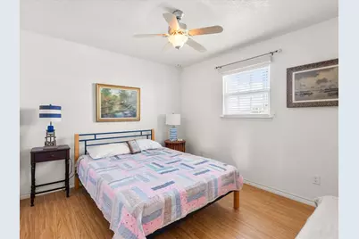 1206 Middle Drive W, Freeport, TX 77541 - Photo 23