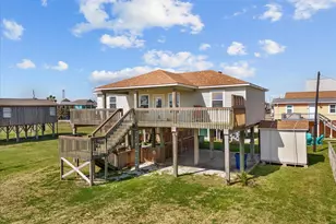 1206 Middle Dr W, Freeport, TX 77541 - Photo 1