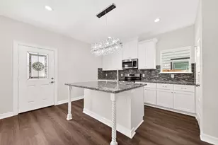 422 4th St, Beasley, TX 77417 - Photo 13