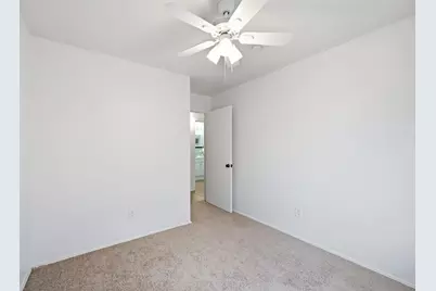 4018 Darlinghurst Drive, Houston, TX 77045 - Photo 23