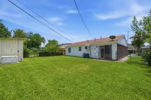 4018 Darlinghurst Dr, Houston, TX 77045 - Photo 27