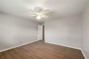 12050 Sela Ln, Houston, TX 77072 - Photo 23