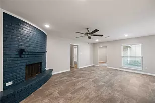 12050 Sela Ln, Houston, TX 77072 - Photo 9