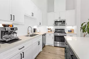 7707 Nasser Ln, Houston, TX 77055 - Photo 15