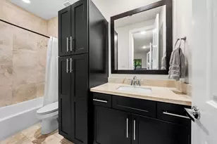 1208 W Dallas St, Houston, TX 77019 - Photo 23