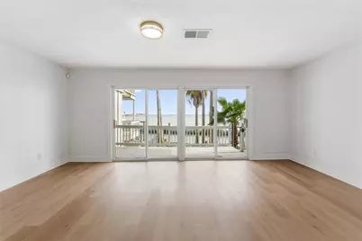 5 Tiki Circle, Tiki Island, TX 77554 - Photo 5