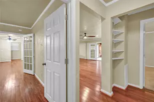 115 Southern Oaks Dr, Lake Jackson, TX 77566 - Photo 11