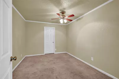 115 Southern Oaks Drive, Lake Jackson, TX 77566 - Photo 31